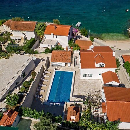 Apartments Bisernica-With Pool Ražanj Exterior foto