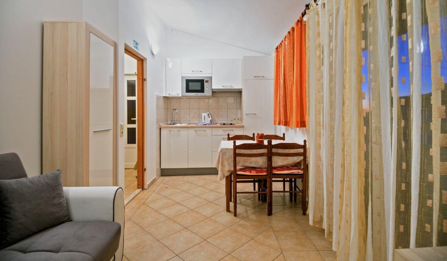 Apartments Bisernica-With Pool Ražanj Exterior foto