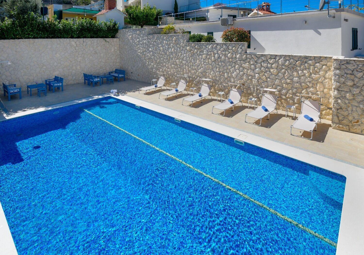 Apartments Bisernica-With Pool Ražanj Exterior foto